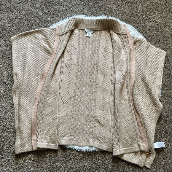 Cupcakes & Cashmere Classic Sweater Poncho Oversized Zip Front Womens Size Small - Picture 3 of 9